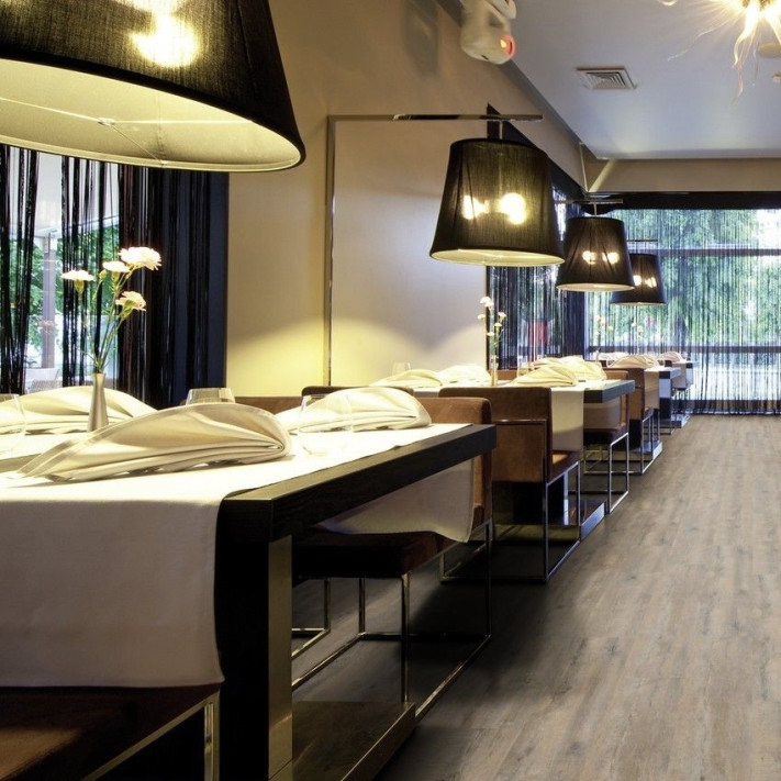 Виниловый пол WINEO - MLD00110 - 400 Wood Embrace Oak Grey замок Виниловый пол WINEO - MLD00110 - 400 Wood Embrace Oak Grey замок
